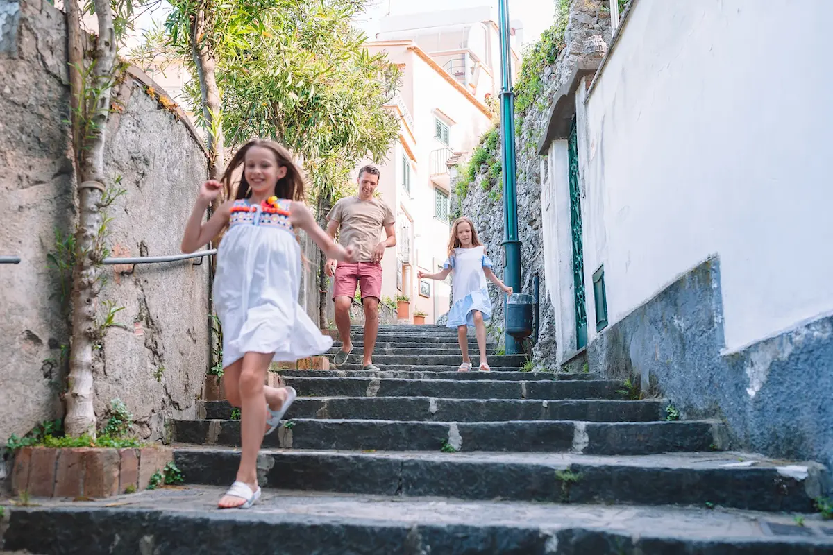 Planning a Multi-Generational Family Trip for Cousins