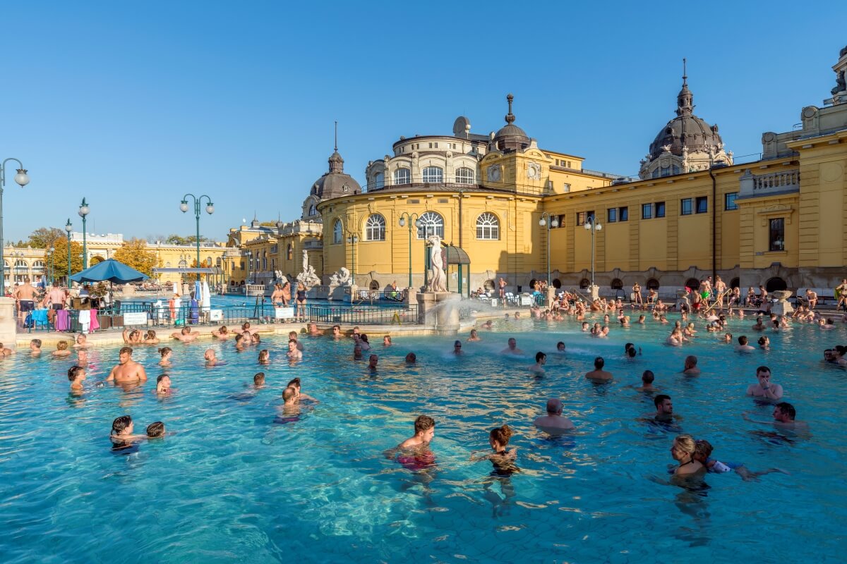 Budapest baths with your family